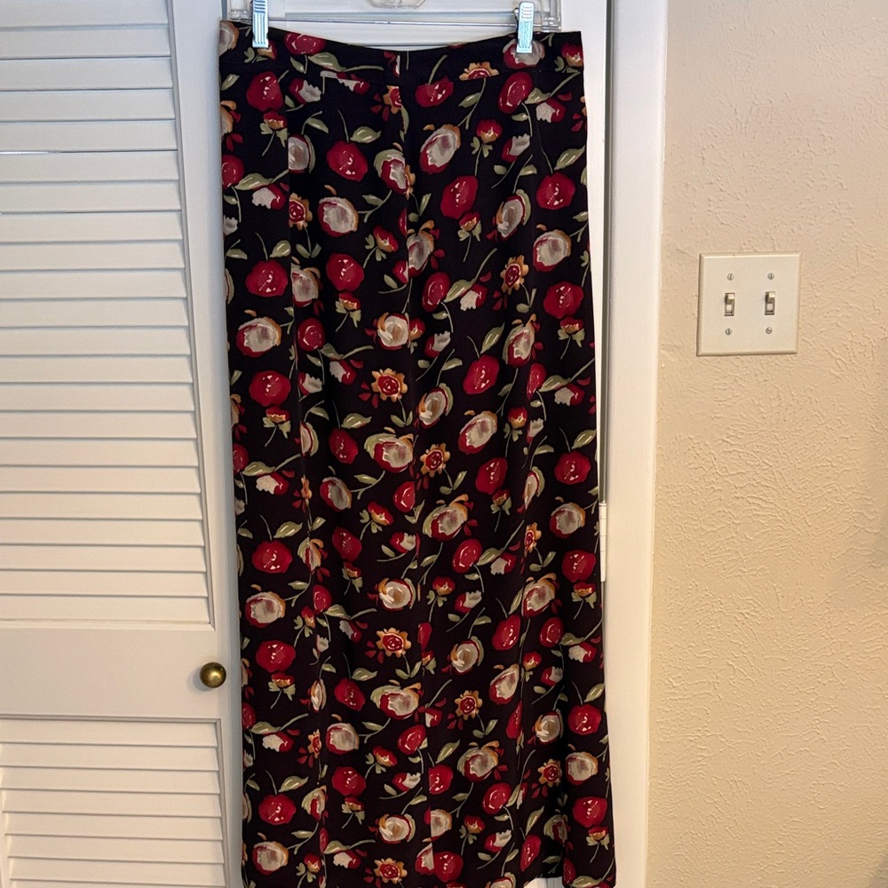 Pretty spring colors skirt